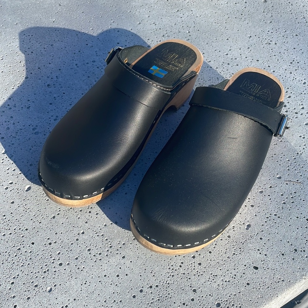 Worn once! Mia, European size 39 Alma clog with 1 1/2 inch heel.